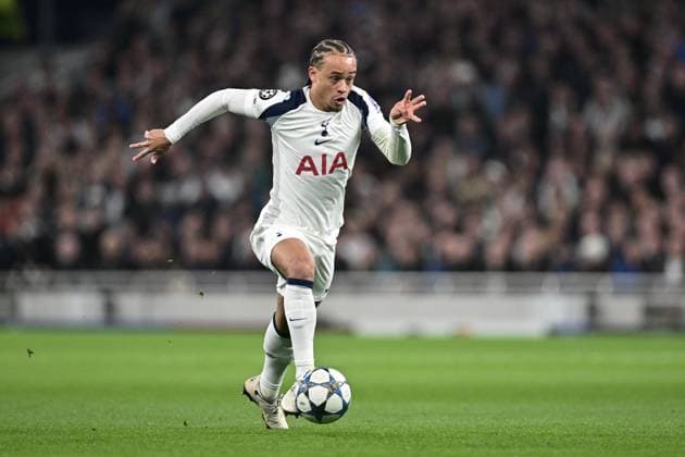 LONDON, ENGLAND - NOVEMBER 04: Xavi Simons of Tottenham Hotspurs controls a ball during the UEFA Champions League 2025 26 League Phase MD4 match between Tottenham Hotspur and F.C. Copenhagen at Tottenham Hotspur Stadium on November 04, 2025 in London, England. Photo Sebastian Frej Tottenham Hotspur v F.C. Copenhagen - UEFA Champions League 2025 26 League Phase MD4 Copyright: xSebastianxFrejx