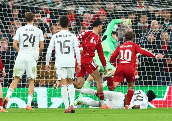 Alexis Mac Allister of Liverpool scores to make it 1-0 Liverpool v Real Madrid, UEFA Champions League, Group Stage, Football, Anfield, Liverpool, UK - 04 Nov 2025Liverpool Anfield United Kingdom EDITORIAL USE ONLY No use with unauthorised audio, video, data, fixture lists, club league logos or live services. Online in-match use limited to 120 images, no video emulation. No use in betting, games or single club league player publications.  Copyright: xPaulxCurrie Shutterstockx 15642053ch