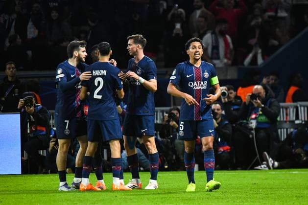 FOOTBALL : Paris Saint Germain vs FC Bayern Munich - Ligue des Champions - Phase de Ligue - JournÃ e 4 - 04 11 2025 Marquinhos (Paris SG) demande le changement pour Ousmane Dembele (Paris SG) ParisFrance  Copyright: xLaptistex