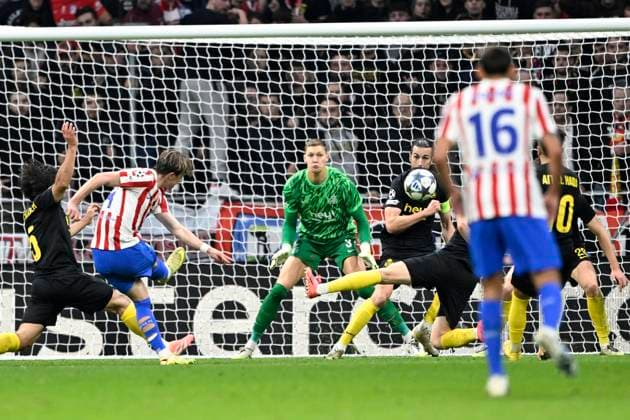 Atletico de Madrid v Royale Union Saint-Gilloise - UEFA Champions League MADRID, SPAIN - NOVEMBER 04 : Gallagher Conor midfielder of Atletico de Madrid scoring a goal during the UEFA Champions League 2025 26 League Phase MD4 match between Atletico de Madrid and Royale Union Saint-Gilloise on November 4, 2025 in Madrid, Spain, 04 11 2025 Madrid Spain  Copyright: xJanxDexMeuleneirx