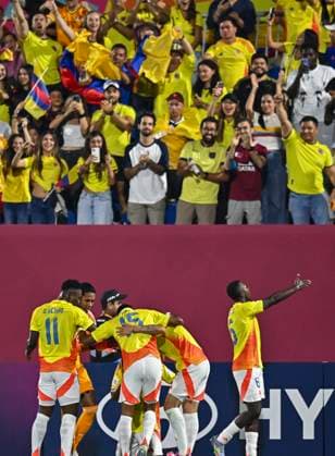 Germany v Colombia: Group G - FIFA U-17 World Cup Qatar 2025 Players of Colombia celebrates after scoring a goal during the FIFA U-17 World Cup Qatar 2025 Group G match between Germany and Colombia in Doha, Qatar, on November 4, 2025 DOHA Qatar Copyright: xNOUSHADx