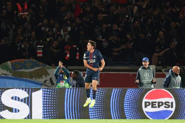 FOOTBALL : Paris Saint Germain Vs Bayern Munich - Ligue des Champions - 04 11 2025 Joie sur le but de Joao Neves (PSG) ParisFrance  Copyright: xMichtofx