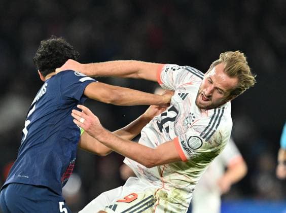 PSG v FC Bayern Munich - UEFA Champions League PARIS, FRANCE - NOVEMBER 04: Marquinhos of PSG in action against Harry Kane of FC Bayern Munichduring the of UEFA Champions League first round day 4 football match between Paris Saint-Germain and FC Bayern Munich at Parc des Princes in Paris, France on November 04, 2025. Mustafa Yalçin Anadolu Paris France. Editorial use only. Please get in touch for any other usage.  Copyright: x2025xAnadoluxMustafaxYalcÄ±nx