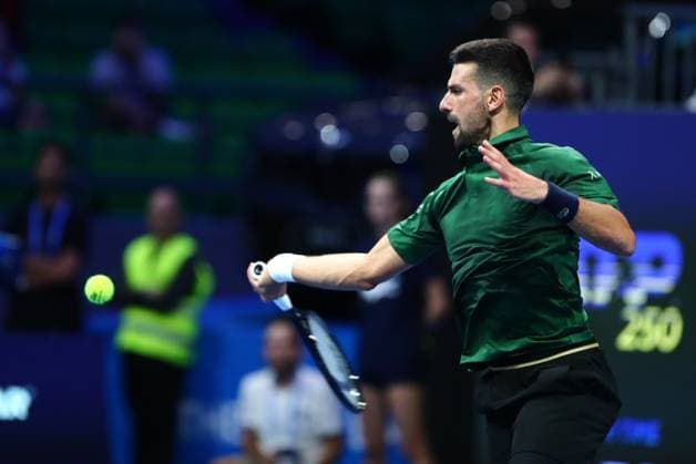 Hellenic Championship ATP, Tennis Herren 250 - Novak Djokovic in action against Alejandro Tabilo during the Hellenic Championship ATP 250 tennis match held in OAKA Stadium in Athens, Greece, 4 November 2025. IMAGO ONE INCH PRODUCTIONS ATHENS Greece Copyright: xONExINCHxPRODUCTIONSx 6718483