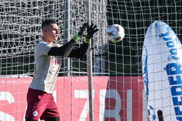 SOCCER - UEFA EL, RBS vs Deventer SALZBURG,AUSTRIA,05.NOV.25 - SOCCER - UEFA Europa League, Red Bull Salzburg vs Go Ahead Eagles Deventer, preview, training RBS. Image shows Christian Zawieschitzky (RBS).  GEPAxpictures xDavidxGeieregger