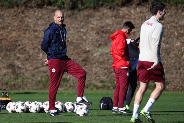 SOCCER - UEFA EL, RBS vs Deventer SALZBURG,AUSTRIA,05.NOV.25 - SOCCER - UEFA Europa League, Red Bull Salzburg vs Go Ahead Eagles Deventer, preview, training RBS. Image shows head coach Thomas Letsch (RBS).  GEPAxpictures xDavidxGeieregger