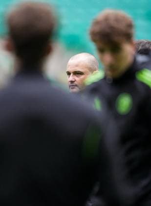 Ahead of the UEFA Champions League Game against FC Midtjylland Celtic Interim Assistant Manager Shaun Maloney during a training session at Celtic Park, Glasgow. Celtic Team Training, Football, Celtic Park, Glasgow, Scotland, UK - 05 Nov 2025Glasgow Celtic Park United Kingdom EDITORIAL USE ONLY No use with unauthorised audio, video, data, fixture lists, club league logos or live services. Online in-match use limited to 120 images, no video emulation. No use in betting, games or single club league player publications. Copyright: xStuartxWallace Shutterstockx 15691499aa