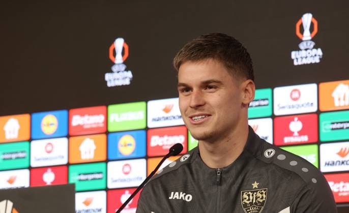 Stuttgart , Football press conference PK VfB Stuttgart , Ramon Hendriks
