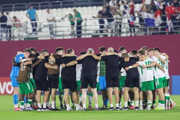 2025 FIFA Under 17 World Cup Group J, Aspire Zone Pitch 3, Doha, Qatar 5 11 2025 Panama vs Republic of Ireland A view on a Irish huddle after the match A view on a Irish huddle after the match 5 11 2025  Copyright: x INPHOx IMG_9711