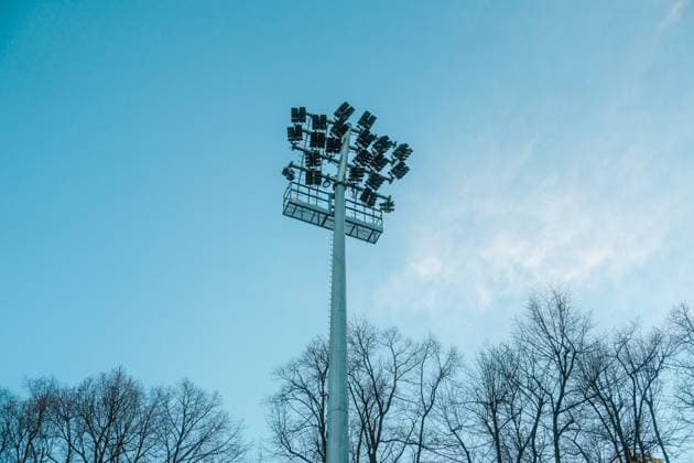 Cologne, Germany, November 5th 2025 Flood lights in front of a blue sky before the match during the UEFA Youth League match between 1.FC Koln vs. Racing Union at Franz-Kremer-Stadion in Cologne, Germany. (Gabor Baumgarten SPP) Copyright: xGaborxBaumgartenx xSPPx spp-en-GaBaSp-25_11_05_Kln_Racing Union_Gabor Baumgarten-