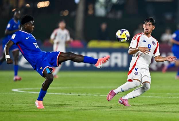 Football, U17 World Cup, France - Chile