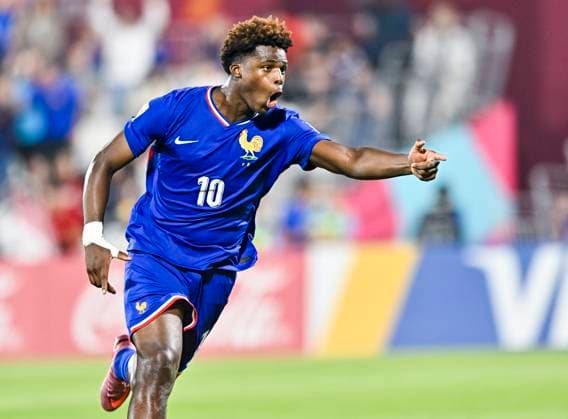 France v Chile : Group J - FIFA U-17 World Cup Qatar 2025 Christ Batola of France celebrates after scoring a goal during the FIFA U-17 World Cup Qatar 2025 Group K match between France and Chile in Doha, Qatar, on November 5, 2025. DOHA Qatar Copyright: xNOUSHADx