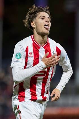 UEFA Youth League 1 FC Köln Racing FC Union Luxembourg 05 11 2025 Alessandro Puzzo 1 FC Köln U19, 11 celebrates after his goal to lead 2 1 UEFA Youth League, second leg of the Champions Way Round 2, 1 FC Köln Racing FC Union Luxembourg, on 05 11 2025, Franz Kremer Stadion, Cologne Copyright: xBEAUTIFULxSPORTS Meuselx