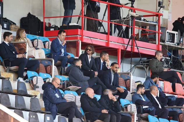 Youth League : OM contre Atalanta au stade Francis-Turcan à Martigues PHOTOPQR LA PROVENCE LAURENSON Philippe ; Martigues ; 05 11 2025 ; Youth League : OM contre Atalanta au stade Francis-Turcan à Martigues Gianluca Di Marzio a annoncé l’arrivée de Federico Balzaretti à l’Olympique de Marseille. Il sera nommé directeur sportif adjoint afin d’apporter son expérience et son réseau à Mehdi Benatia Martigues Bouches-du-Rhône France  Copyright: xPHOTOPQR LAxPROVENCE MAXPPPxLAURENSONxPhilippex 20251105PVL8295 20251105PVL8295