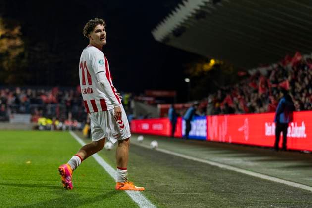 UEFA Youth League 1 FC Köln Racing FC Union Luxembourg 05 11 2025 Alessandro Puzzo 1 FC Köln U19, 11 celebrates after his goal to lead 2 1 UEFA Youth League, second leg of the Champions Way Round 2, 1 FC Köln Racing FC Union Luxembourg, on 05 11 2025, Franz Kremer Stadion, Cologne Copyright: xBEAUTIFULxSPORTS Meuselx