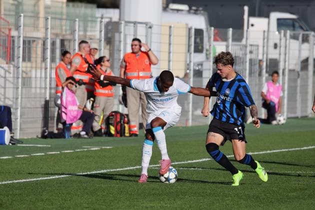 Youth League : OM contre Atalanta au stade Francis-Turcan à Martigues PHOTOPQR LA PROVENCE LAURENSON Philippe ; Martigues ; 05 11 2025 ; Youth League : OM contre Atalanta au stade Francis-Turcan à Martigues Martigues Bouches-du-Rhône France  Copyright: xPHOTOPQR LAxPROVENCE MAXPPPxLAURENSONxPhilippex 20251105PVL8301 20251105PVL8301