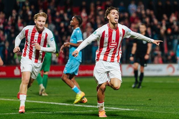 Cologne, Germany, November 5th 2025 Alessandro Puzzo ( 17 - 1. FC Köln U19) scoring the goal for the 2:1 during the UEFA Youth League match between 1.FC Koln vs. Racing Union at Franz-Kremer-Stadion in Cologne, Germany. (Gabor Baumgarten SPP) Copyright: xGaborxBaumgartenx xSPPx spp-en-GaBaSp-25_11_05_1.FC Koln_Racing Union_Youth_League_Gabor Baumgarten-09847