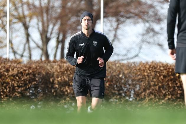 05 November 2025, Soccer, Training FC Schweinfurt 05, Third League, 3 League, Men Captain Thomas Meißner FC Schweinfurt 05, 08 at training, single photo Schweinfurt training ground Sachs Stadium Bavaria Lower Franconia Germany