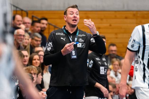 Balingen DHB Cup Round of 16 HBW Balingen THW Kiel Coach Filip Jicha THW Kiel Balingen Baden Württemberg Germany