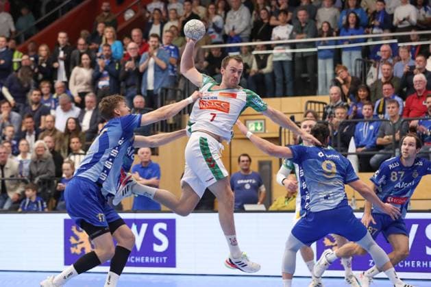 05 11 2025, xtgx, Handball, DHB Pokal 3 Runde, TV Großwallstadt SC Magdeburg v l Felix Claar Magdeburg, 7 wirft Tor, Torschuetze, erzielt Tor, Treffer, scores the goal Elsenfeld