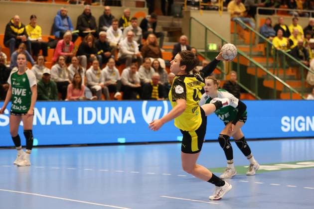 Alina Grijseels Borussia Dortmund GER, Borussia Dortmund vs VfL Oldenburg, Handball, DHB Pokal Women, Round of 16, Season 2025 2026, 05 11 2025 GER, Borussia Dortmund vs VfL Oldenburg, Handball, DHB Pokal Women, Round of 16, Season 2025 2026, 05 11 2025 Dortmund Copyright: xEibner-Pressefoto FrankxZeisingx EP_FZG