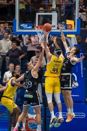 ENBL 2025 2026 Syntainics MBC vs Valmiera Glass Via Weissenfels, Germany 05 November 2025 Pictured from left Omar PajiÄ‡ Valmiera , Jure Planinic Weissenfels and Aniwaniwa Tait Jones Valmiera Weissenfels Stadthalle Sachsen Anhalt Germany