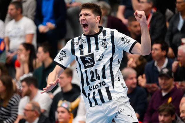 Balingen DHB Pokal Round of 16 HBW Balingen THW Kiel Lukas Zerbe THW Kiel Jubel Freude Emotion Torjubel Torschuetze Torschütze Balingen Baden Württemberg Germany