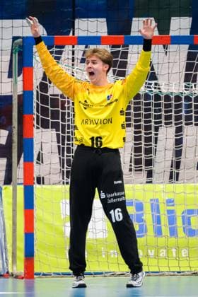 Balingen DHB Cup Round of 16 HBW Balingen THW Kiel Goalkeeper Magnus Bierfreund HBW Balingen Jubel Freude Emotion Balingen Baden Württemberg Germany