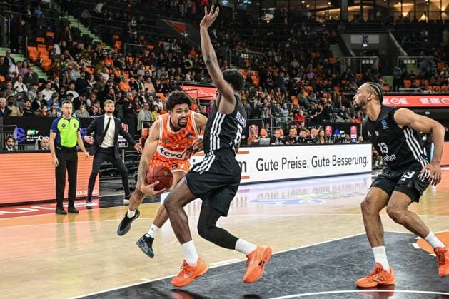 6 Matchday BKT Euro Cup Ratiopharm Ulm v London Lions, Ratiopharm Arena Ulm 07 11 2025 Len Schoormann Ratiopharm Ulm, 1 Ulm 07 11 2025 6 Matchday BKT EuroCup, Ratiopharm Ulm v London Lions, Ratiopharm Arena Ulm Copyright: xBEAUTIFULxSPORTS Märklx