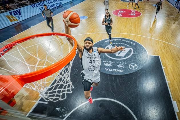Basketball FIBA Europe Cup, Season 2025 2026, Men, Main Round, Group Stage, Matchday 4, 05 11 2025, RASTA Vechta CS Valcea 1924 Lloyd Pandi 41 RASTA Vechta at the Dunk Vechta RASTA Dome Lower Saxony Germany