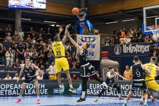 GER, European North Basketball League, ENBL, 2025 2026, Syntainics MBC Valmiera Glass VIA 05 11 2025, Stadthalle, Weißenfels, GER, European North Basketball League, ENBL, 2025 2026, Syntainics MBC Valmiera Glass VIA Charles Callison Syntainics MBC, 23 Â Photo Alexander Trienitz Weißenfels Stadthalle Sachsen Anhalt Germany