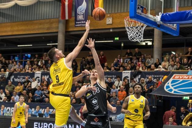 GER, European North Basketball League, ENBL, 2025 2026, Syntainics MBC Valmiera Glass VIA 05 11 2025, Stadthalle, Weißenfels, GER, European North Basketball League, ENBL, 2025 2026, Syntainics MBC Valmiera Glass VIA Kresimir Nikic Syntainics MBC, 9 Â Photo Alexander Trienitz Weißenfels Stadthalle Sachsen Anhalt Germany