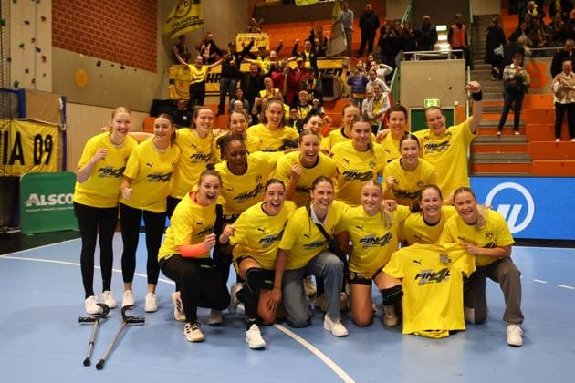 Winner photo Borussia Dortmund GER, Borussia Dortmund vs VfL Oldenburg, Handball, DHB Cup Women, Round of 16, Season 2025 2026, 05 11 2025 GER, Borussia Dortmund vs VfL Oldenburg, Handball, DHB Cup Women, Round of 16, Season 2025 2026, 05 11 2025 Dortmund Copyright: xEibner-Pressefoto FrankxZeisingx EP_FZG