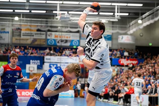 Balingen DHB Cup round of 16 HBW Balingen THW Kiel Lukas Laube THW Kiel Balingen Baden Württemberg Germany