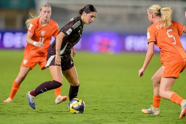 7 Miyazato A. (Forward) of Mexico U-17 is in action during the FIFA U-17 Women s World Cup Morocco 2025 Semifinal match between Netherlands and Mexico in Rabat, Morocco, on November 5, 2025, at the Olympic Stadium  Copyright: xAndreaxAmato IPAxSportx xipa-agency.netx xx IPA_67574722 IPA_Agency_IPA67574722