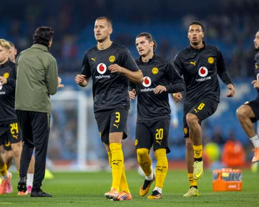 5th November 2025; Etihad Stadium, Manchester, England; UEFA Champions League Football, Manchester City versus Borussia Dortmund; Waldemar Anton of Borussia Dortmund during the warm up  TimxWilliams