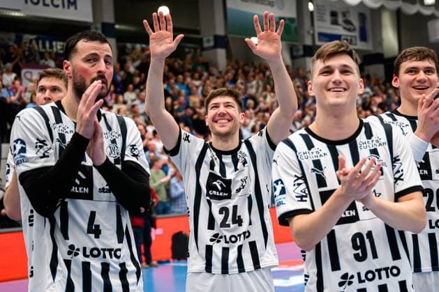 Balingen DHB Cup Round of 16 HBW Balingen THW Kiel Lukas Zerbe THW Kiel Balingen Baden Württemberg Germany