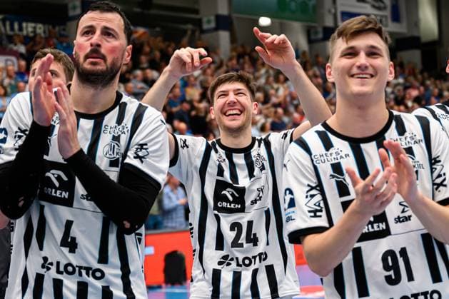 Balingen DHB Pokal Round of 16 HBW Balingen THW Kiel f li Domagoj Duvnjak THW Kiel , Lukas Zerbe THW Kiel , Bence Imre THW Kiel Balingen Baden Württemberg Germany