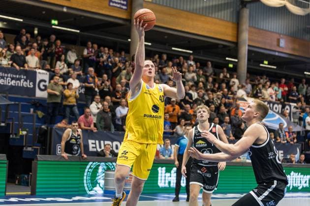 GER, European North Basketball League, ENBL, 2025 2026, Syntainics MBC Valmiera Glass VIA 05 11 2025, Stadthalle, Weißenfels, GER, European North Basketball League, ENBL, 2025 2026, Syntainics MBC Valmiera Glass VIA Collin Welp Syntainics MBC, 40 Â Photo Alexander Trienitz Weißenfels Stadthalle Sachsen Anhalt Germany