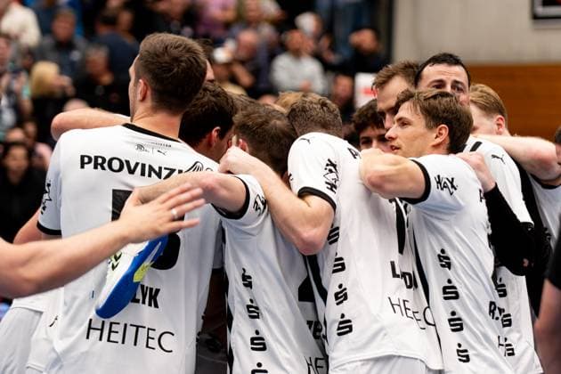 Joy Emotions about the victory, THW Kiel HBW Balingen Weilstetten vs THW Kiel, Handball, DHB Cup, Round of 16, Season 2025 2026, 05 11 2025 Eibner Pressefoto Andreas Ulmer HBW Balingen Weilstetten vs THW Kiel, Handball, DHB Cup, Round of 16, Season 2025 2026, 05 11 2025 Balingen Copyright: xEibner-Pressefoto AndreasxUlmerx EP_AUR