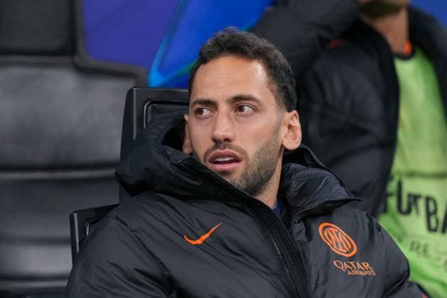 Hakan ÇalhanoÄülu Hakan Calhanoglu FC Inter Milan, F C Internazionale Milano, 20 , Italy, Football, UEFA Champions League, Matchday 4, League Phase, 2025 2026, Inter Milan vs FC Kairat Almaty, 05 11 2025, Giuseppe Meazza Stadium, San Siro, Milan, Italy Milan Giuseppe Meazza Stadium, San Sir Lombardy Italy Copyright: xArnexAmbergx
