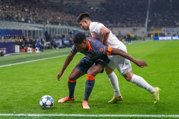 Denzel Dumfries FC Inter Milan, F C Internazionale Milano, 02 in duel with Dastan Satpaev Kairat Almaty, 09 , Italy, Football, UEFA Champions League, Matchday 4, League Phase, 2025 2026, Inter Milan vs FC Kairat Almaty, 05 11 2025, Giuseppe Meazza Stadium, San Siro, Milan, Italy Milan Giuseppe Meazza Stadium, San Sir Lombardy Italy Copyright: xArnexAmbergx