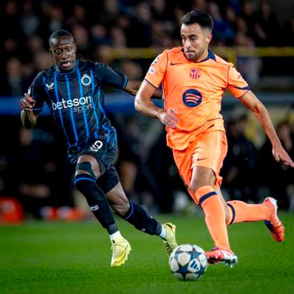 Club Brugge forwarder Carlo Forbs, FC Barcelona, Barca defender Eric Garcia during the match Club Brugge vs FC Barcelona at the Jan Breydelstadion for the Champions League - League phase - Matchday 4 season 2025-2026 in BRUGES, Belgium on 5 november 2025, (photo by Marcel van Dorst EYE4images DeFodi Images) Club Brugge forwarder Carlo Forbs, FC Barcelona defender Eric Garcia during the match Club Brugge vs FC Barcelona at the Jan Breydelstadion for the Champions League phase Matchday 4 season 2025 2026 in BRUGES, Belgium on 5 november 2025, photo by Marcel van Dorst EYE4images DeFodi Images