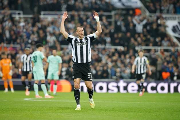 5th November 2025; St James Park, Newcastle, England; UEFA Champions League Football, Newcastle United versus Athletic Bilbao; Dan Burn of Newcastle United celebrates scoring his sides first goal of the match in the 11th minute for 1-0  CraigxCowan