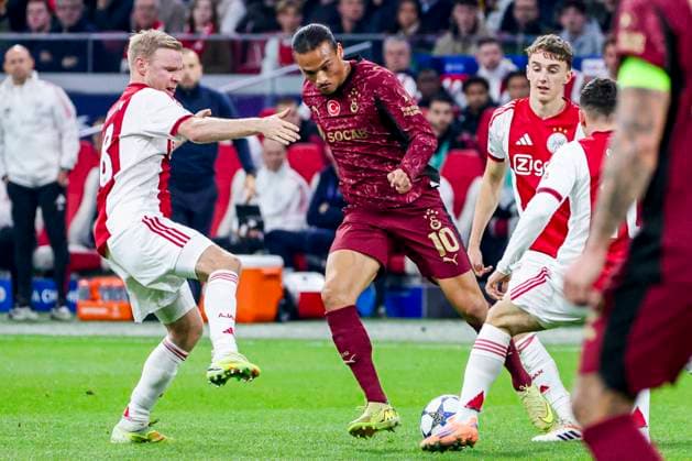 Leroy Sane of Galatasaray dribbles with the ball under pressure from Davy Klaassen of AFC Ajax AFC Ajax v Galatasaray A.S., UEFA Champions League 2025 26 League Phase MD4, AFC Ajax v Galatasaray A.S., Johan Cruijff ArenA, November 5, 2025, Amsterdam, Netherlands.
