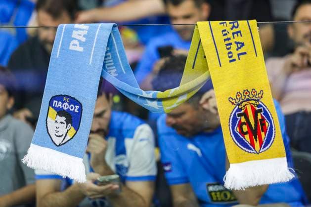 UEFA Champions League : Pafos vs Villarreal A scarf with the two teams is seen before the game. Pafos plays against Villarreal for the matchday 4 of the League Phase of the UEFA Champions League competition, Limassol, Cyprus, on Nov. 5, 2025. Limassol Cyprus Copyright: xKOSTASxPIKOULASx