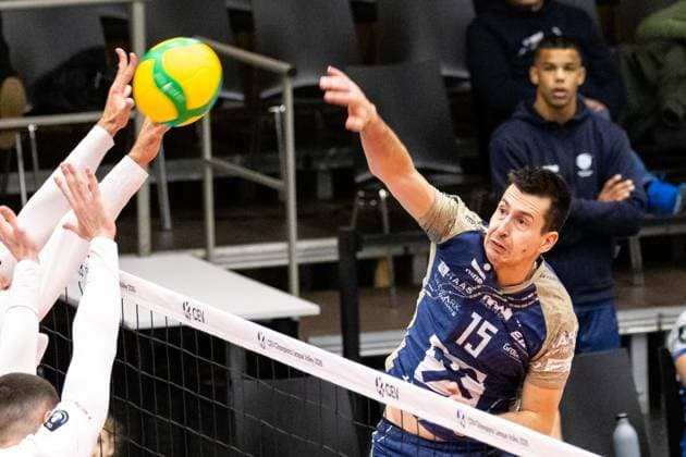 VOLLEYBALL - CEV CL, Hartberg vs Kragujevac HARTBERG,AUSTRIA,05.NOV.25 - VOLLEYBALL - CEV Champions League, TSV Hartberg vs Radnicki Kragujevac. Image shows Djordje Knezevic (Hartberg).  GEPAxpictures xJamesxDoak