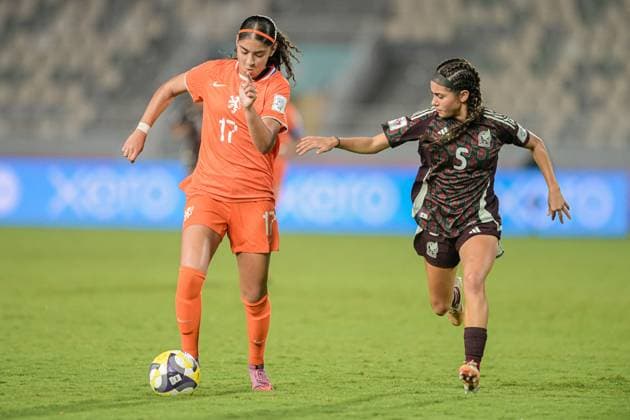CALCIO - FIFA Mondiali - U17, U 17 Women - Semifinal - Netherlands vs Mexico 17 Touzani L. J. (Forward) of Netherlands U-17 is in action during the FIFA U-17 Women s World Cup Morocco 2025 Semifinal match between Netherlands and Mexico in Rabat, Morocco, on November 5, 2025, at the Olympic Stadium Morocco Morocco  Copyright: xIPAxSport ABACAx
