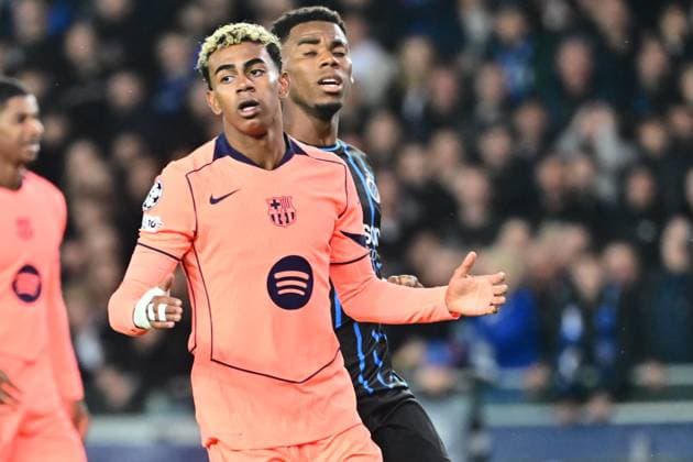 Club Brugge v Barcelona - UEFA Champions League BRUGGE, BELGIUM - NOVEMBER 05 : Yamal Lamine forward of Barcelona missing an opportunity during the UEFA Champions League 2025 26 League Phase MD4 match between Club Brugge and Barcelona on November 5, 2025 in Brugge, Belgium, 05 11 2025 Brugge Belgium  Copyright: xPeterxDexVoechtx