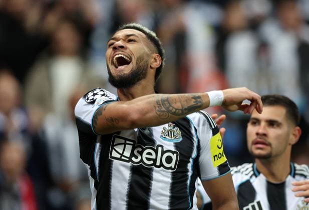 Newcastle Upon Tyne, England, 5th November 2025. Joelinton of Newcastle United celebrates scoring his sides second goal during the Newcastle United vs Athletic Club UEFA Champions League match at St. James Park, Newcastle Upon Tyne. Picture credit should read: Nigel Roddis Sportimage EDITORIAL USE ONLY. No use with unauthorised audio, video, data, fixture lists, club league logos or live services. Online in-match use limited to 120 images, no video emulation. No use in betting, games or single club league player publications. SPI_042_NR_NEWC_ATHL SPI-4267-0042